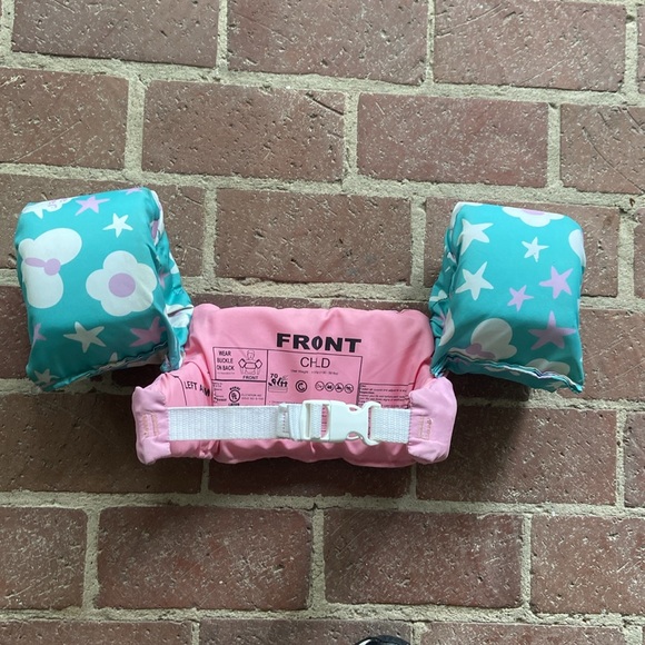 Coleman Company USCG Approved Puddle Jumper Flotation Device - Picture 11 of 11